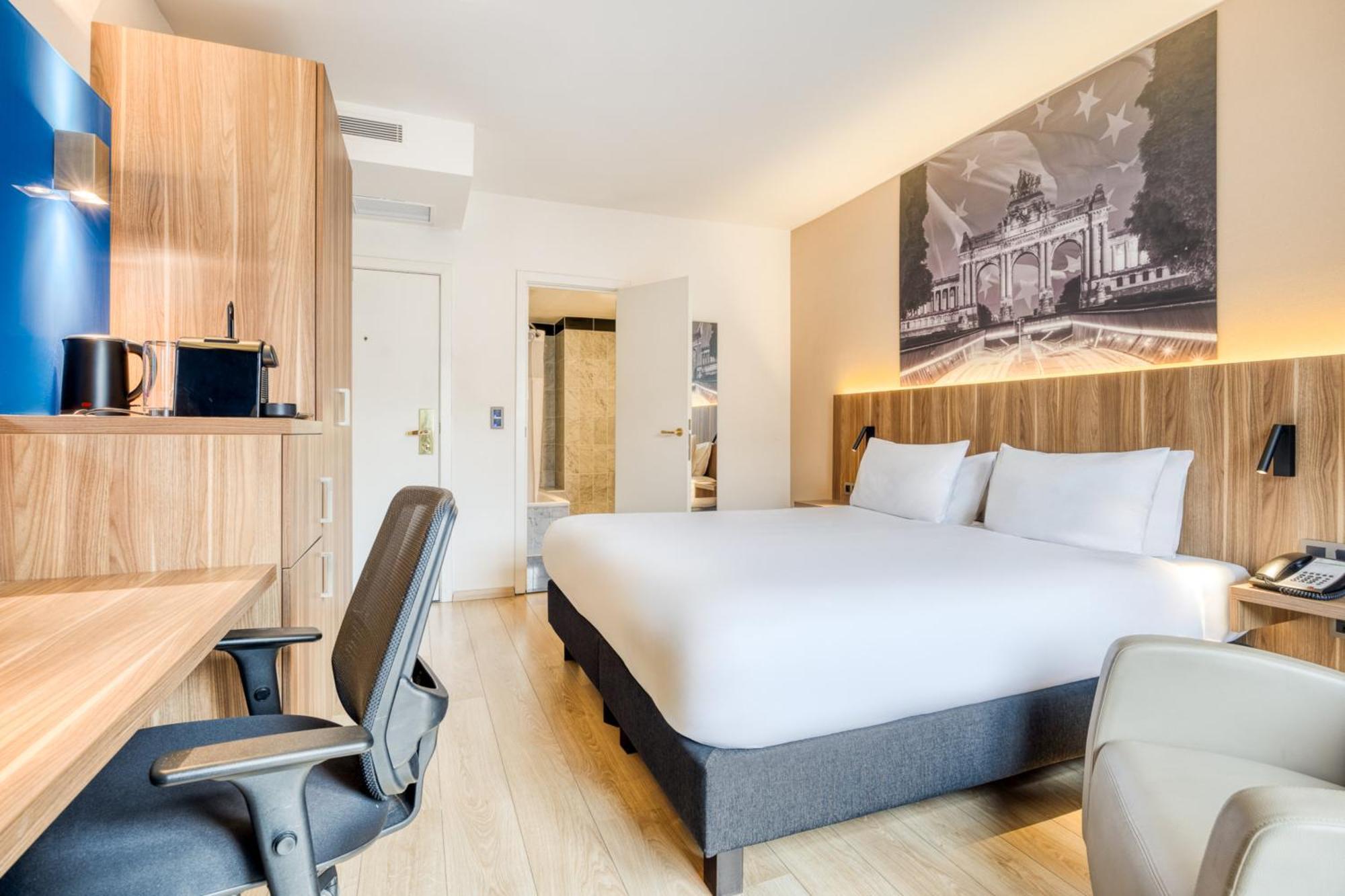 Holiday Inn Brussels Schuman By Ihg — Photos 1