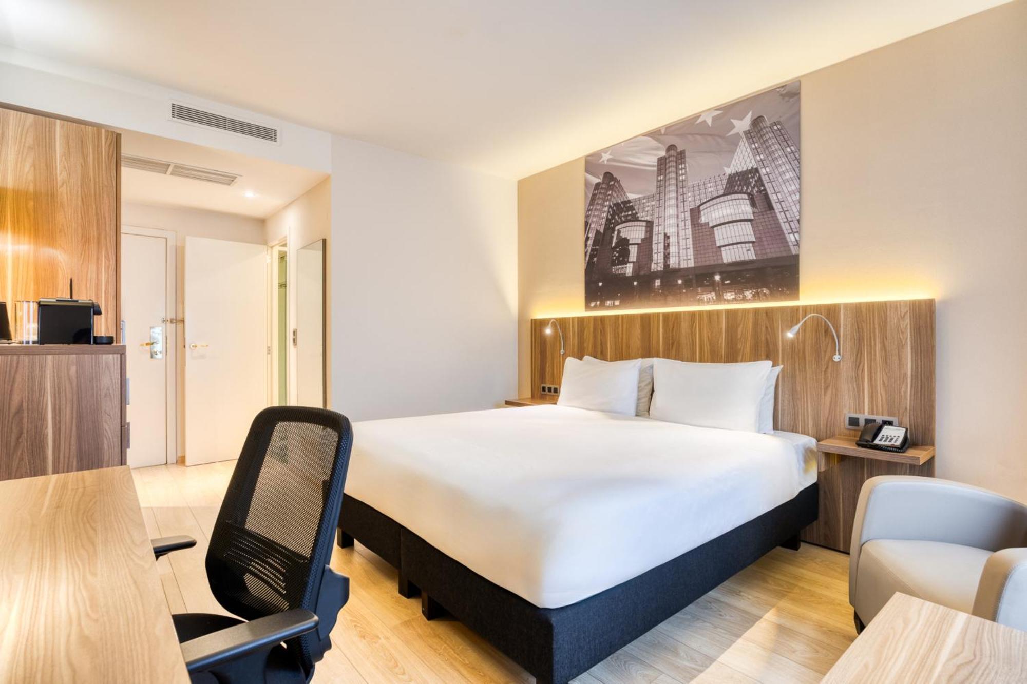 Holiday Inn Brussels Schuman By Ihg — Photos 2